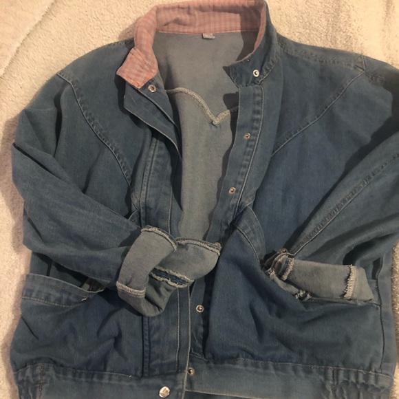 Clad and Cloth Jackets & Blazers - 90’s style Jean Jacket 😍
